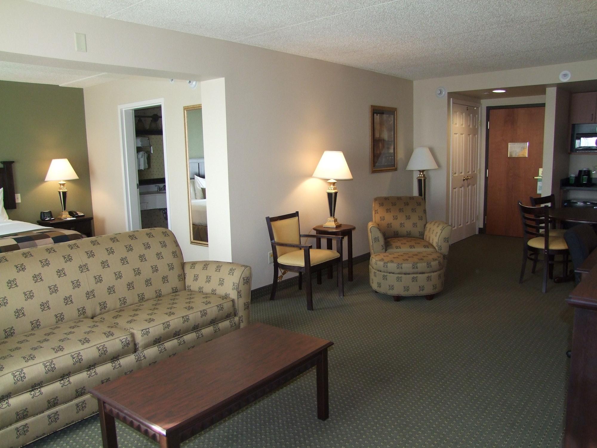 Wingate By Wyndham Peoria - Complimentary Area Shuttle Hotel Exterior photo